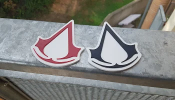 Магнит с логотипом Assassins Creed 3