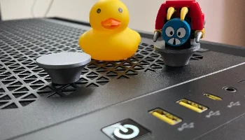 Подставка для игрушек для сетчатого чехла Corsair Подставка для игрушек для сетчатого чехла Corsair