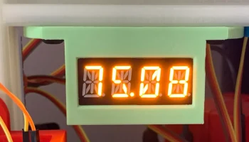 Держатель четырехзначного буквенно-цифрового светодиодно...