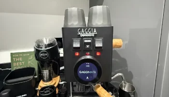 Держатель дисплея Gaggimate - магнитное крепление к перед... 1