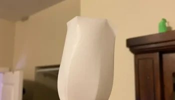 Ваза с абажуром для лампочки IKEA E14...... 1