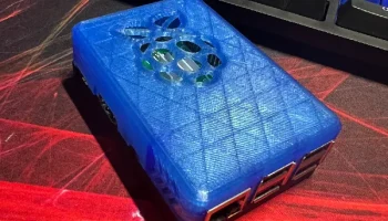 Чехол для Raspberry Pi 3 Model B с логотипом Raspberry P... 1