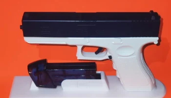 Подставка для водяного пистолета Glock 18 Подставка для водяного пистолета Glock 18
