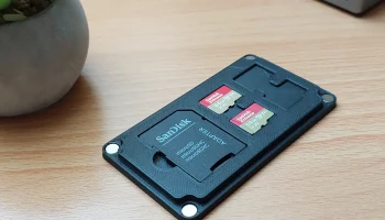 Магнитный футляр для карт Micro SD Магнитный футляр для карт Micro SD