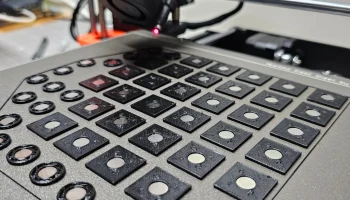 Шахматы с типографикой CheckMate 4