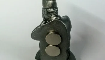 Memento Chief Bust, магнит на холодильник 2