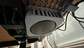 Подвес для Mac Mini (2018) под рабочую поверхность 1