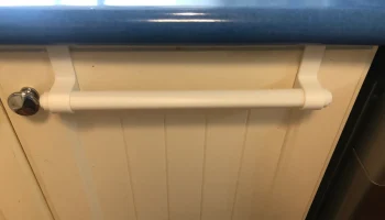 Вешалка для полотенец над дверью 2