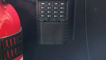 Настенное крепление Baofeng UV-5R с держателем антенны...