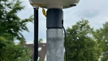 Крепление антенны Mammotion RTK для держателя трубы или м...