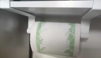 Вешалка для кухни из бумажных полотенец Вешалка для кухни из бумажных полотенец