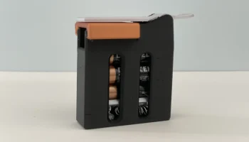 Диспенсер для батареек AAA в стиле Pez 1