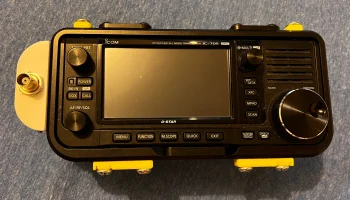 IC-705 Крепление для антенны Peovi Carry Cage 2