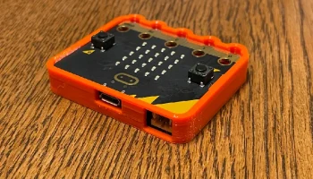 Чехол Micro:bit с магнитами. 2