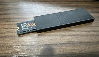 очень простой футляр для SSD-накопителя M2