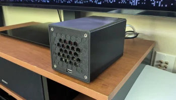 Корпус MiSTER Pi FPGA трубчатого типа