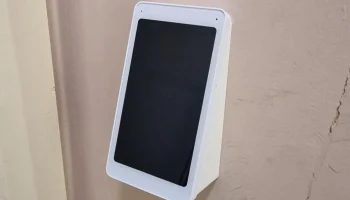 Unifi Intercom Viewer Настенное крепление на клин (UA-In...