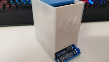 Диспенсер для батареек AAA Micro (Batteriespender) 3