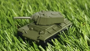 Миниатюрный КВ1 (Л-11) (Настольная версия)... Миниатюрный КВ1 (Л-11) (Настольная версия)...