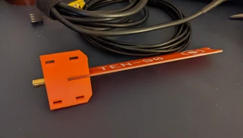 Крепление антенны на печатную плату ADS-B 1090... 1