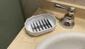 Низкополигональный овальный поднос - мыльница 1