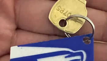 Брелок для ключей почтовой службы США.........