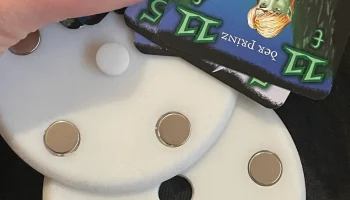 Держатель игральных карт с магнитной застежкой......... 1