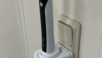 Настенный адаптер для зубной щетки Oral B... 1