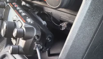 Автомобильное крепление Yaesu FTM-500 (с использованием ...