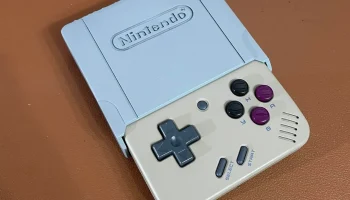 Чехол Miyoo Mini Plus в стиле Nintendo