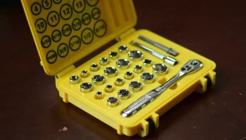 Компактный футляр для набора головок DeWalt 1/4 дюйма Компактный футляр для набора головок DeWalt 1/4 дюйма