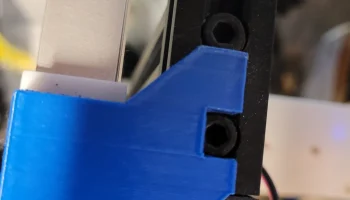 Крепление для светодиодной ленты / световой панели Ender 3 2