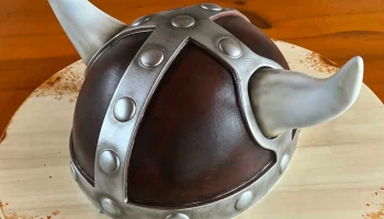 Шлем викинга 1