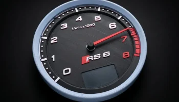 Часы с оборотами в минуту - Audi RS6 Часы с оборотами в минуту - Audi RS6