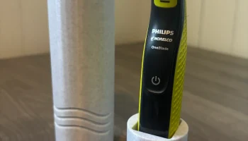 PHILIPS OneBlade Razor - минималистичный дорожный футляр PHILIPS OneBlade Razor - минималистичный дорожный футляр