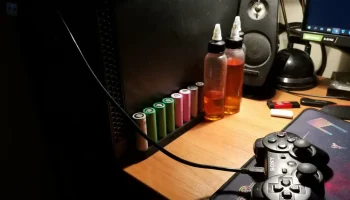 18650 Настольный держатель для батареек на 8 шт. 2