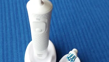 Remix1/2: Держатель для кошки Oral B для ручки и щетки... 5