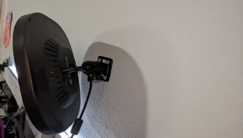 Elgato Key Light Air - настенное крепление