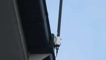 Крепление на желобе для антенны FlightAware ADSB (1090 МГ...