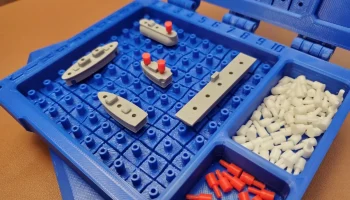 Игра "Морской бой" с футляром для хранения: английский и... 4