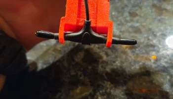 Крепление для антенны AtomRC Hurricane5...... 2
