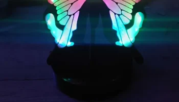 Remix Butterfly Neopixel - подставка для аккумулятора