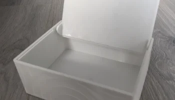 Коробка с откидной крышкой 1