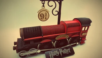 Модель паровоза из Гарри Потера 2