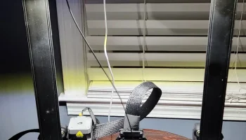 Световая панель Ender 3 V3 SE с дополнительной направляю...