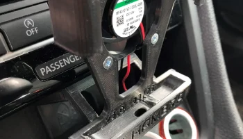Автомобильный держатель для iPhone8 с док-станцией для S...