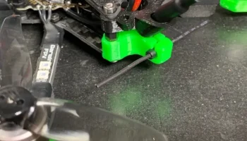 Крепление для антенны DarwinFPV BabyApe ExpressLRS...