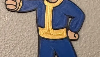 Многоцветный магнит Fallout Vault Boy