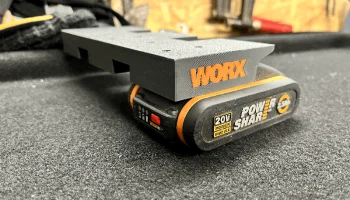 Держатель для батареек WORX trio 4