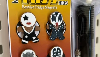 Магниты на холодильник с пряниками KISSmas...